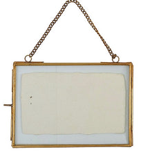 Load image into Gallery viewer, Vintage Brass Frame on Chain
